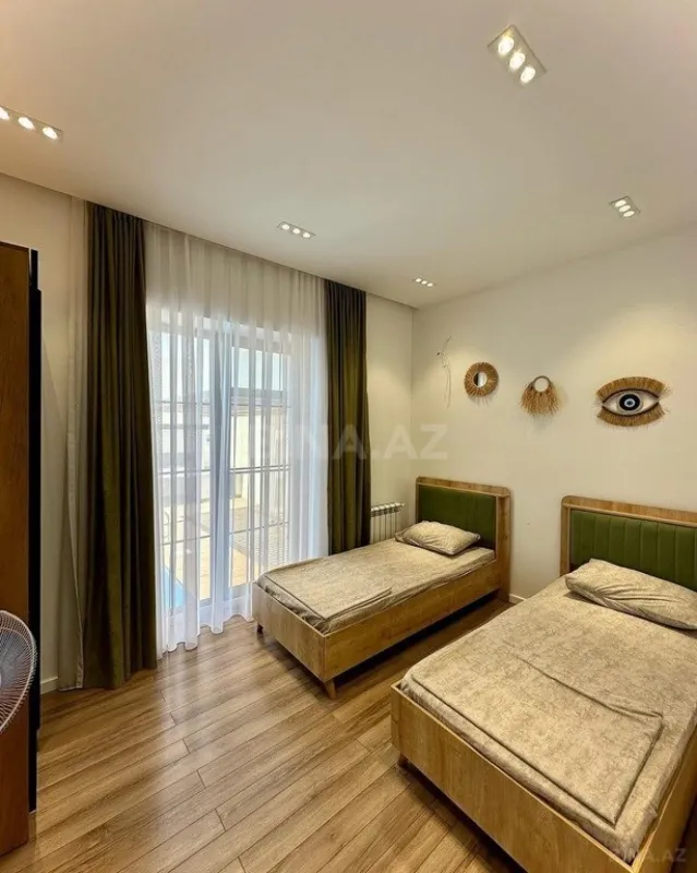 Kirayə verilir 4 otaqlı həyət evi 200 m²