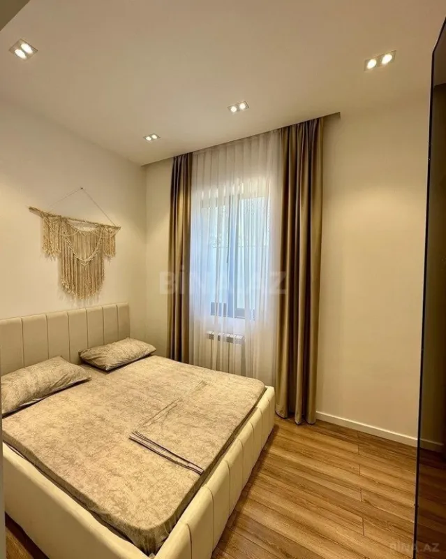 Kirayə verilir 4 otaqlı həyət evi 200 m²