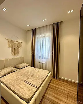 Kirayə verilir 4 otaqlı həyət evi 200 m²
