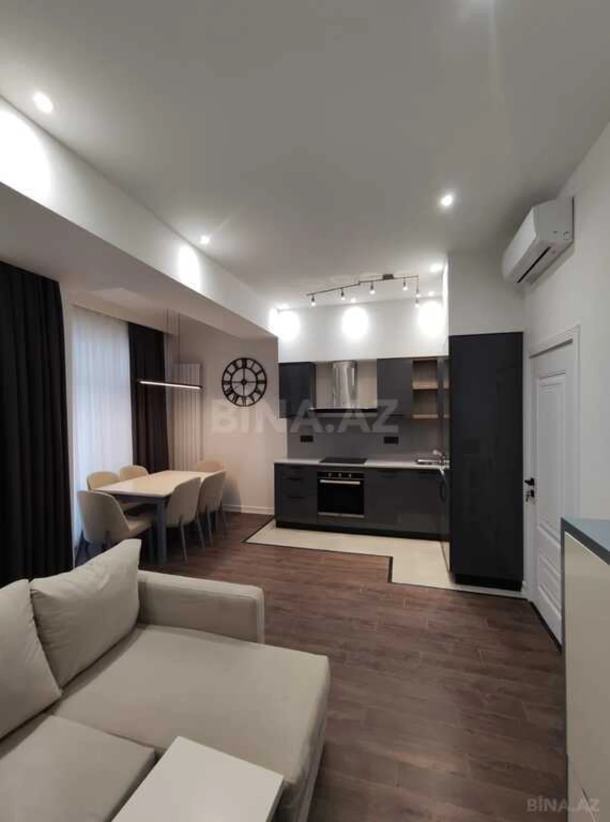Satılır 3 otaqlı mənzil 89.6 m²