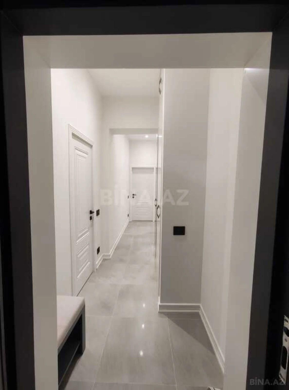 Satılır 3 otaqlı mənzil 89.6 m²