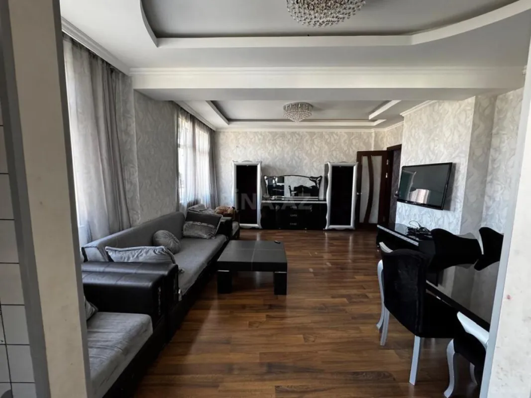 Satılır 3 otaqlı mənzil 96 m²