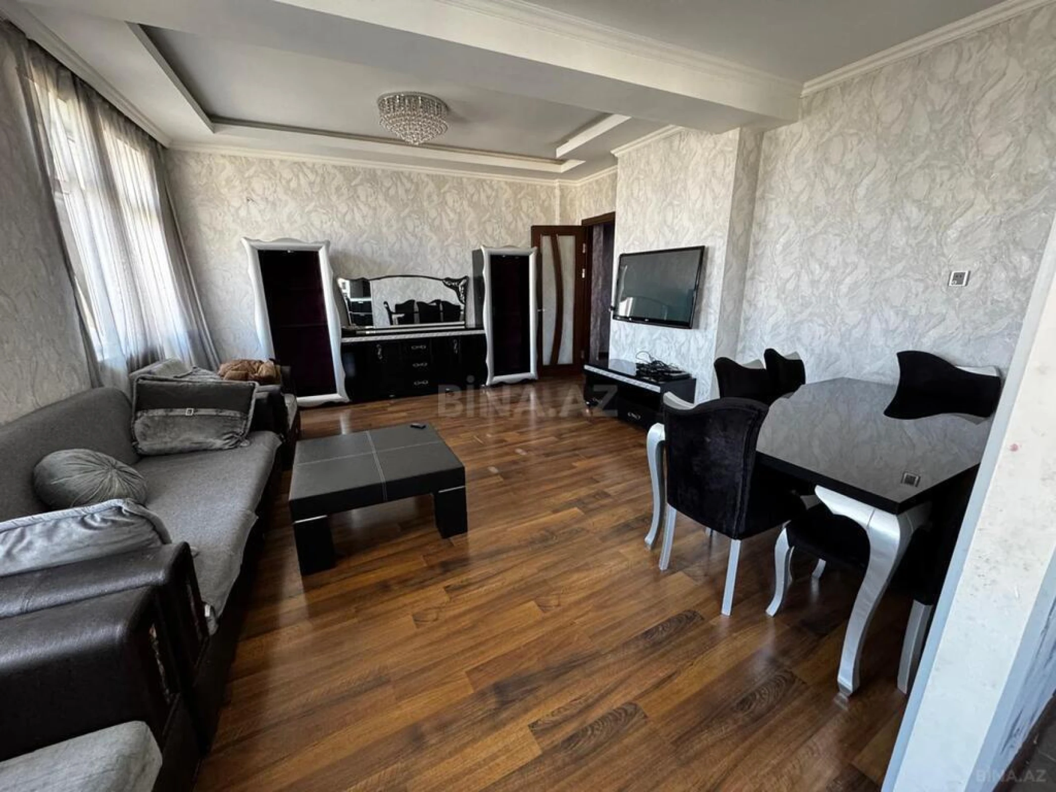 Satılır 3 otaqlı mənzil 96 m²