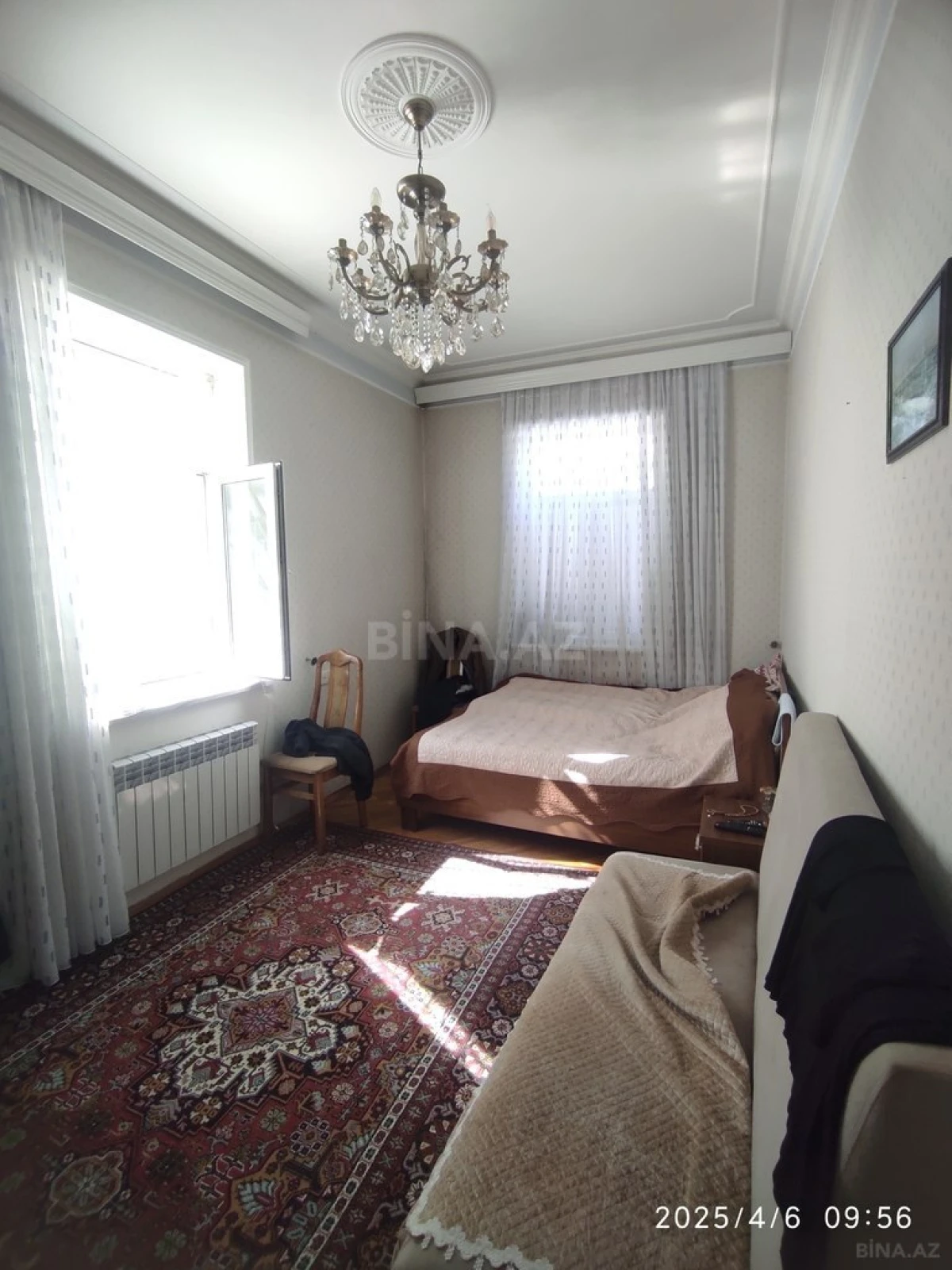 Satılır 10 otaqlı həyət evi 330 m²