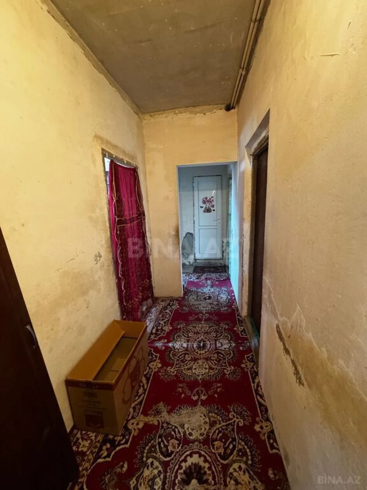 Satılır 5 otaqlı mənzil 110 m²