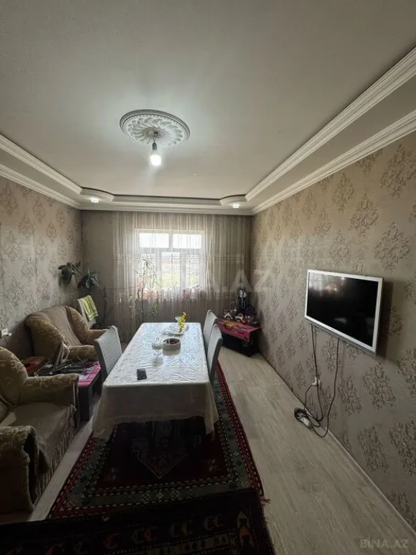 Satılır 5 otaqlı mənzil 110 m²