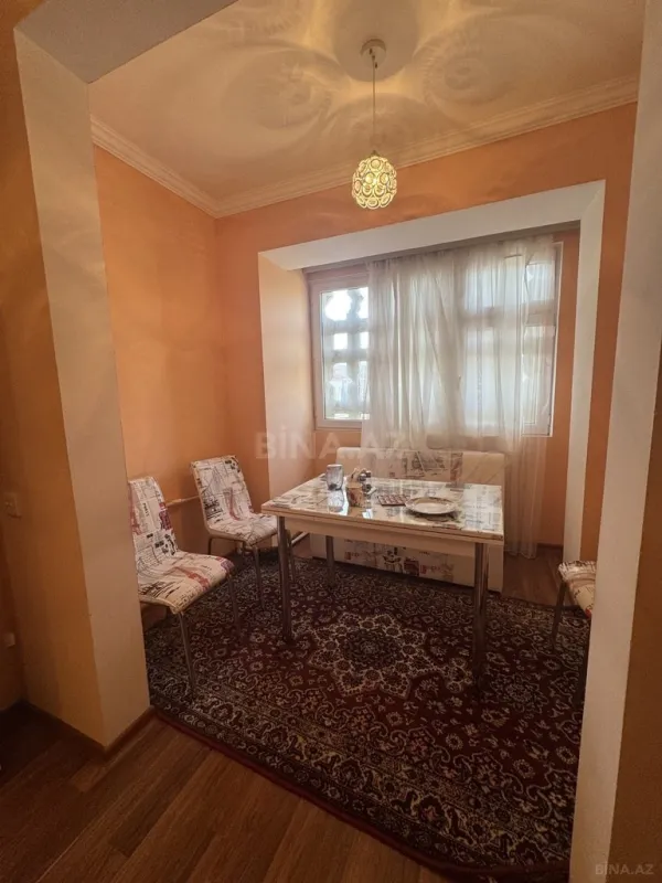 Satılır 2 otaqlı mənzil 55 m²