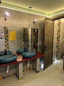 Satılır obyekt 850 m²