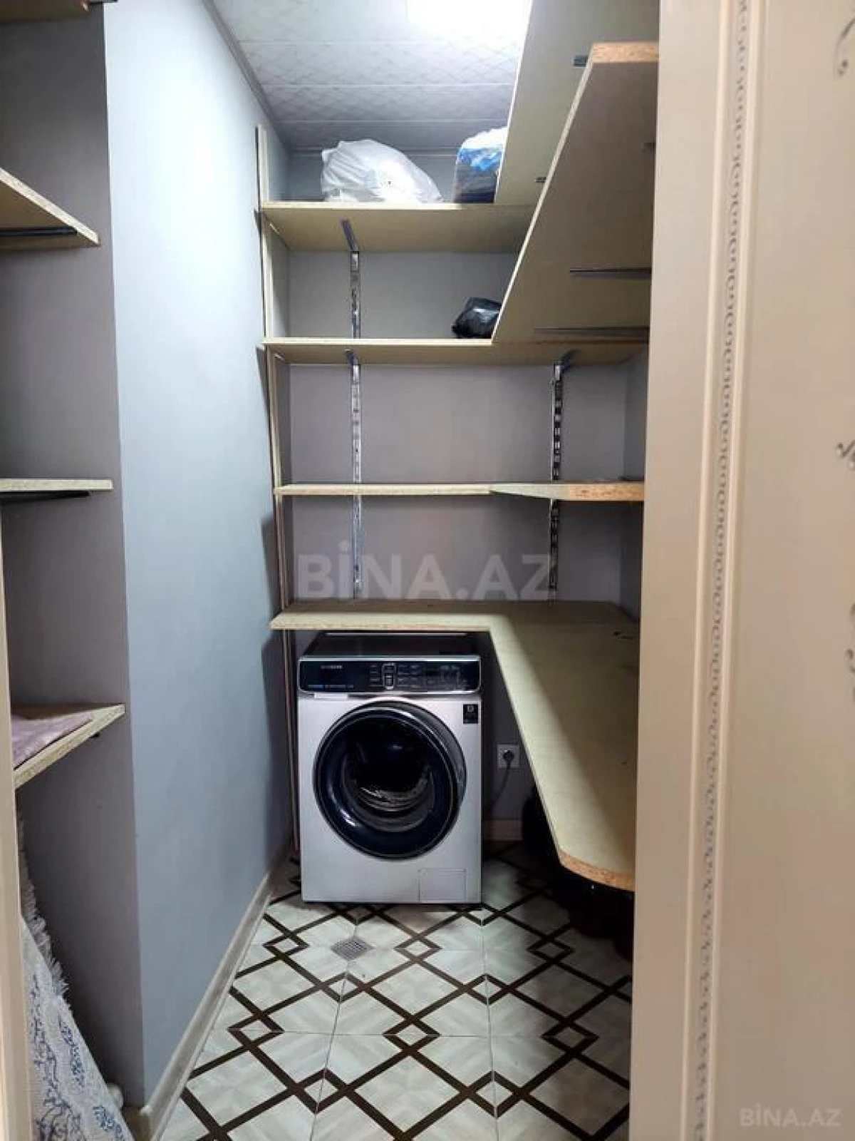 Kirayə verilir 3 otaqlı mənzil 120 m²
