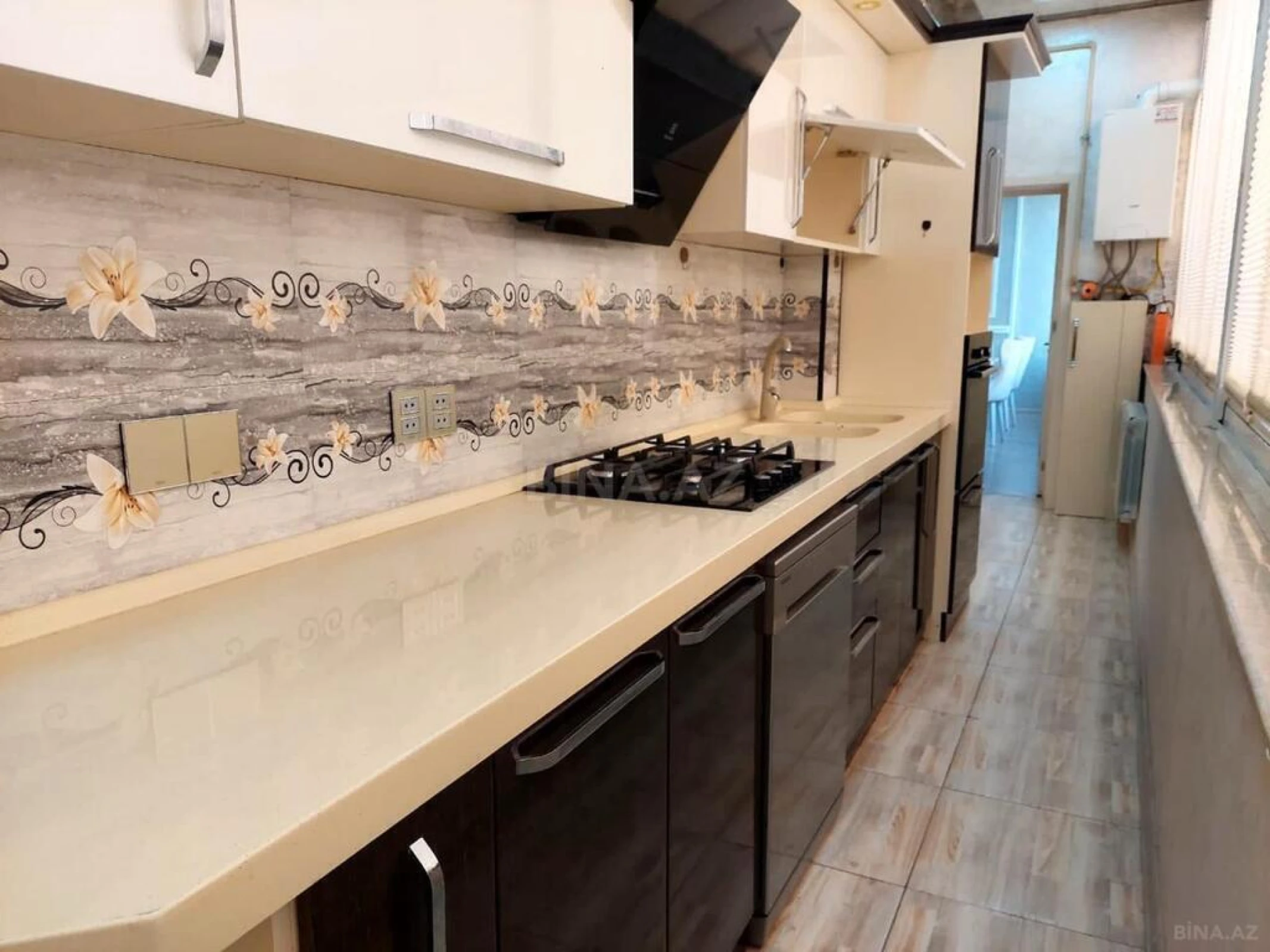 Kirayə verilir 3 otaqlı mənzil 120 m²