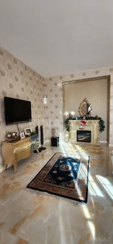 Kirayə verilir 5 otaqlı həyət evi 450 m²