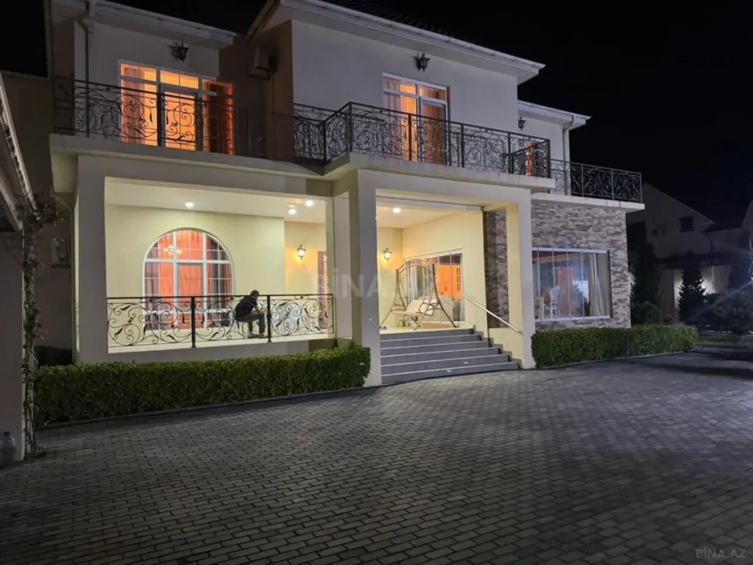 Kirayə verilir 5 otaqlı həyət evi 450 m²