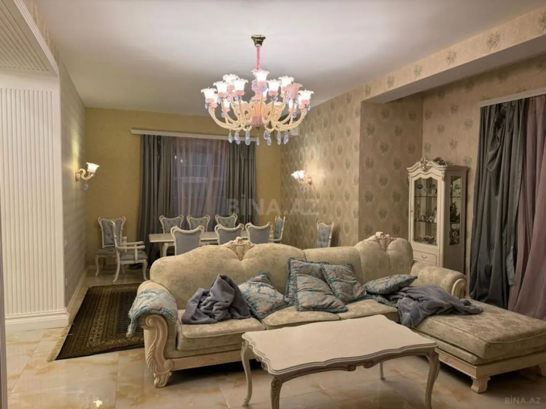Kirayə verilir 5 otaqlı həyət evi 450 m²