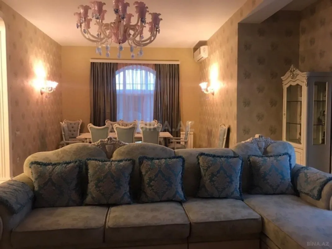 Kirayə verilir 5 otaqlı həyət evi 450 m²