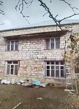 Satılır 4 otaqlı həyət evi 170.3 m²