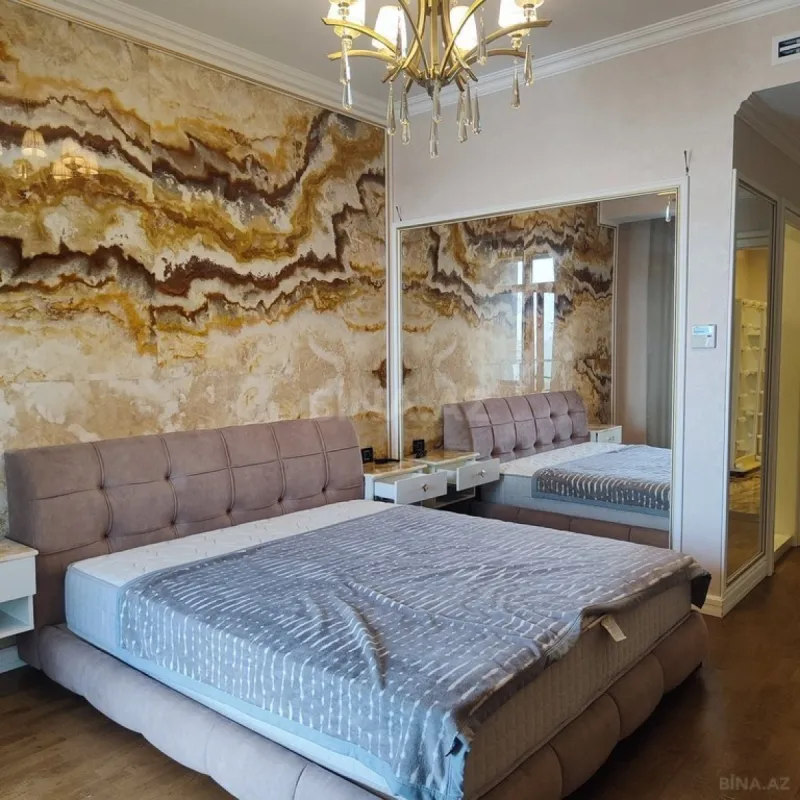 Kirayə verilir 3 otaqlı mənzil 180 m²