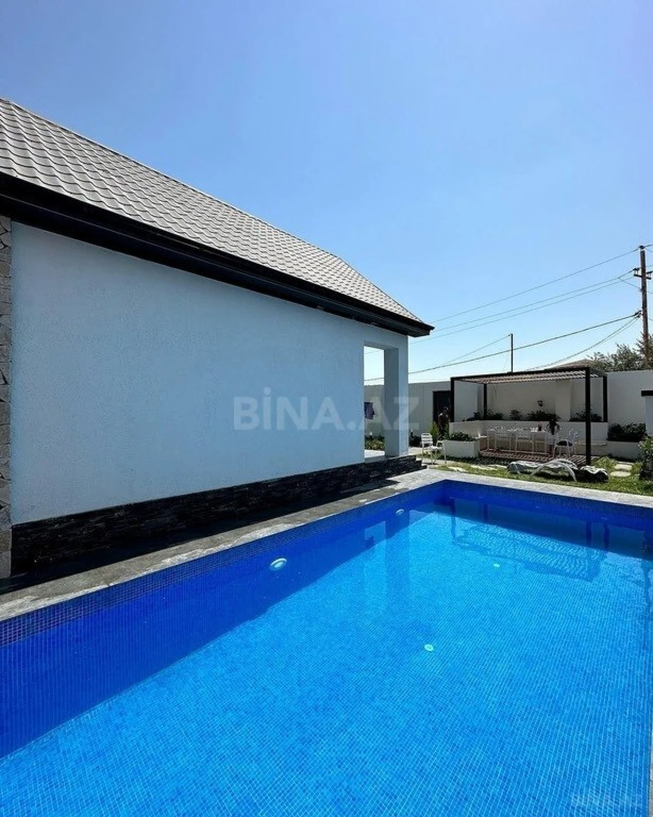 Kirayə verilir 4 otaqlı həyət evi 280 m²