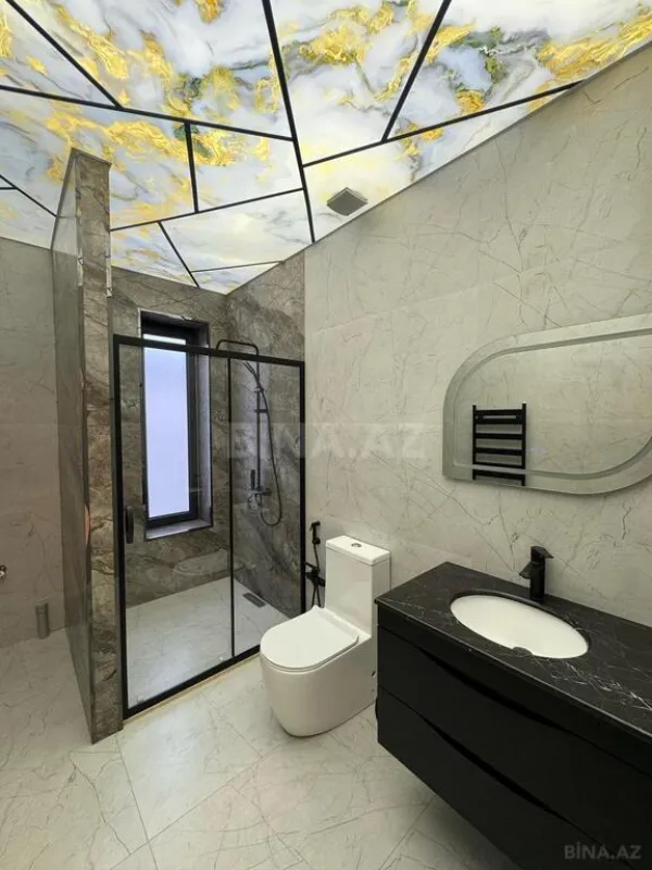 Satılır 5 otaqlı həyət evi 200 m²