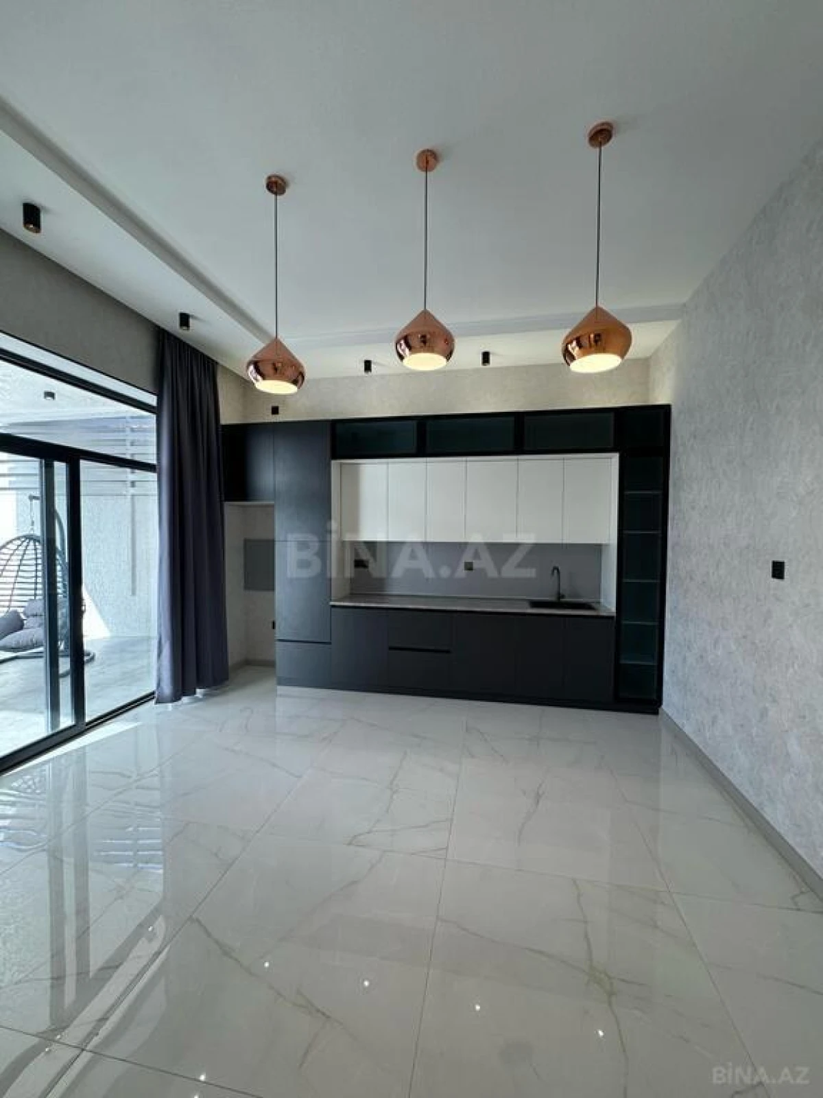 Satılır 5 otaqlı həyət evi 200 m²