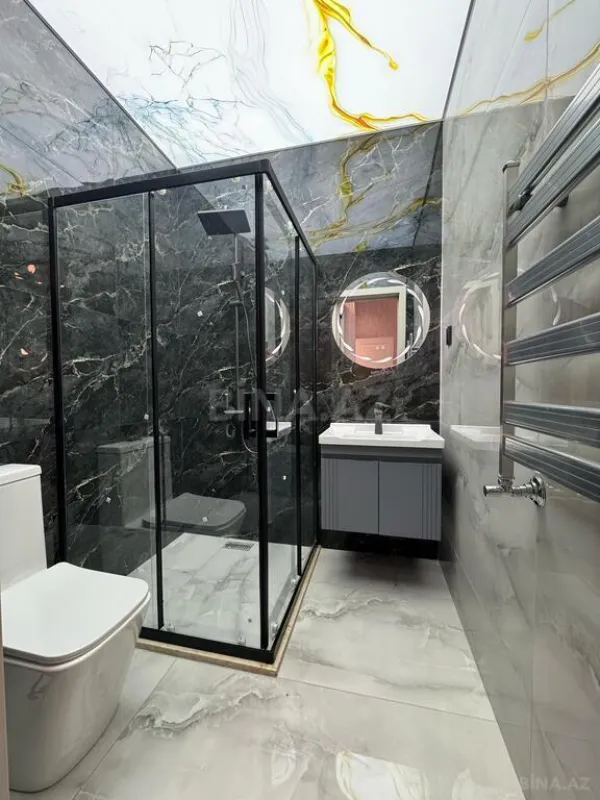 Satılır 5 otaqlı həyət evi 200 m²