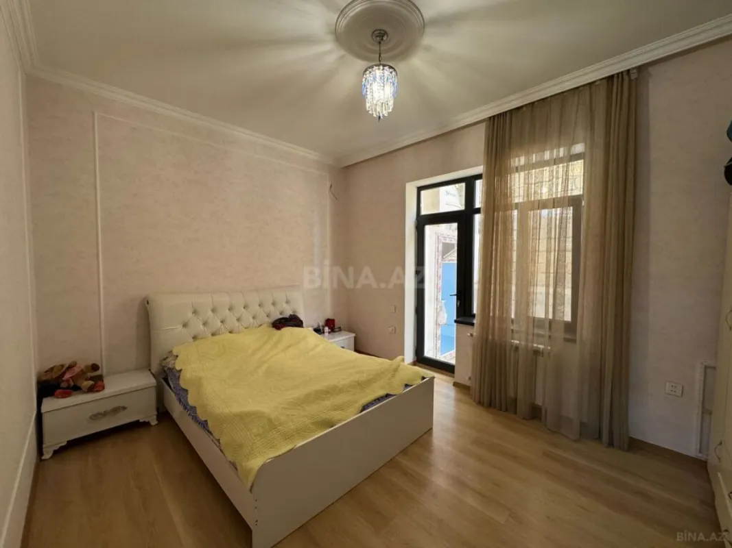 Satılır 3 otaqlı həyət evi 140 m²