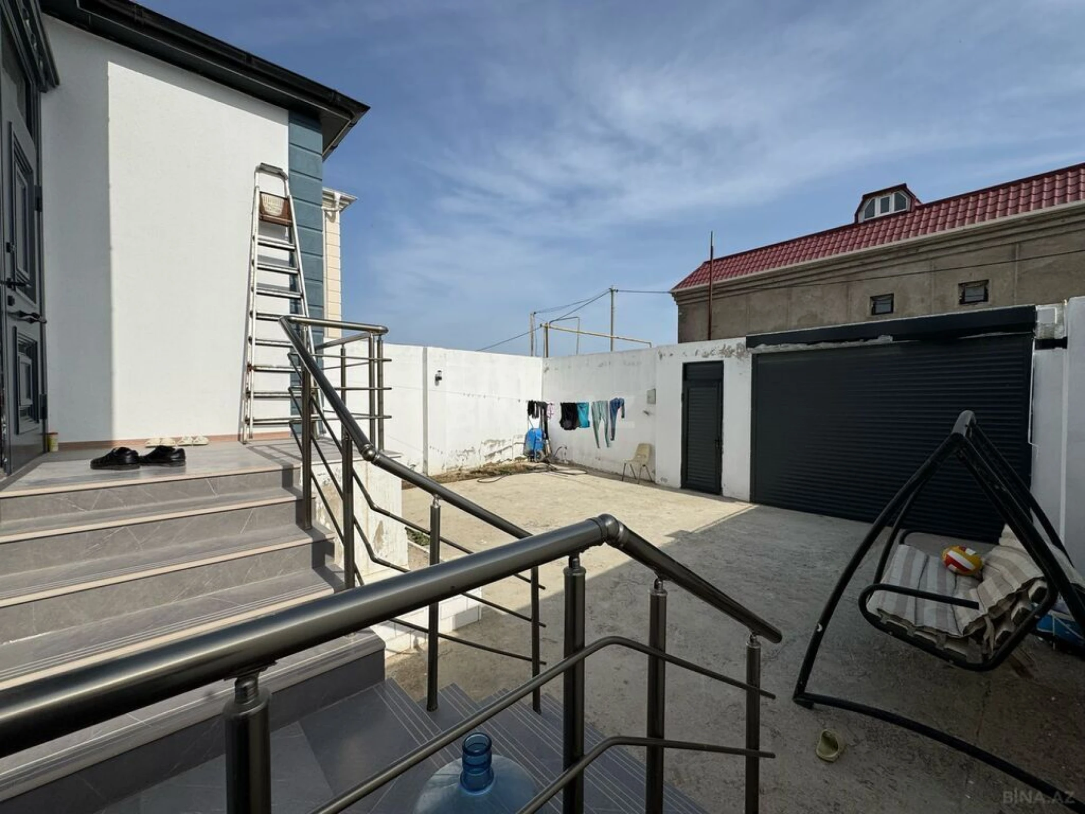 Satılır 3 otaqlı həyət evi 140 m²