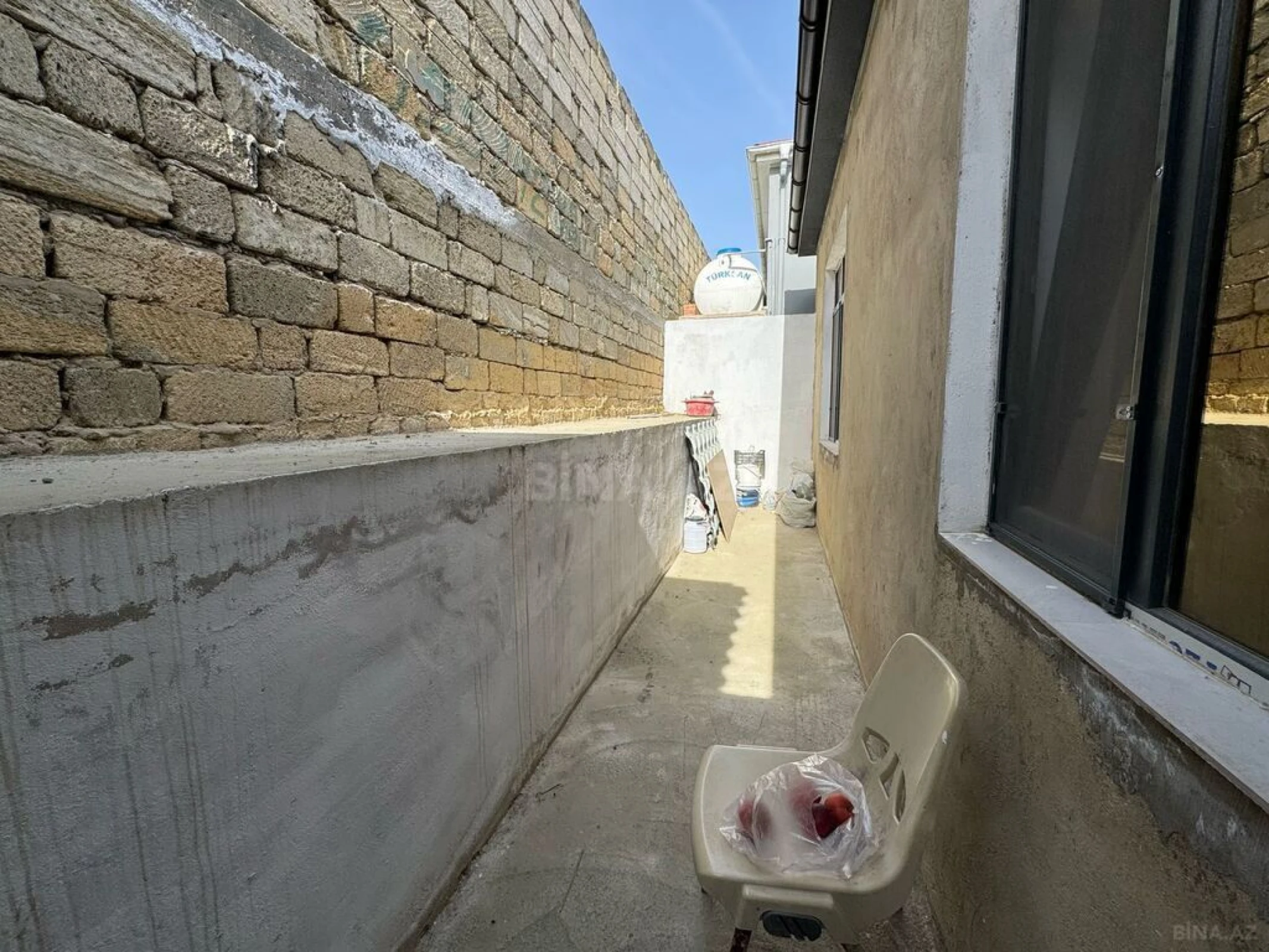 Satılır 3 otaqlı həyət evi 140 m²
