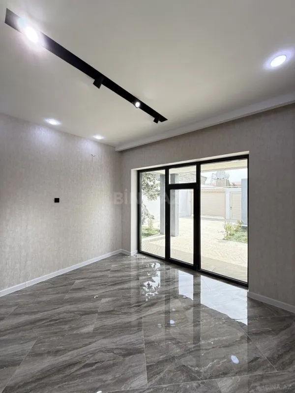 Satılır 4 otaqlı həyət evi 140 m²
