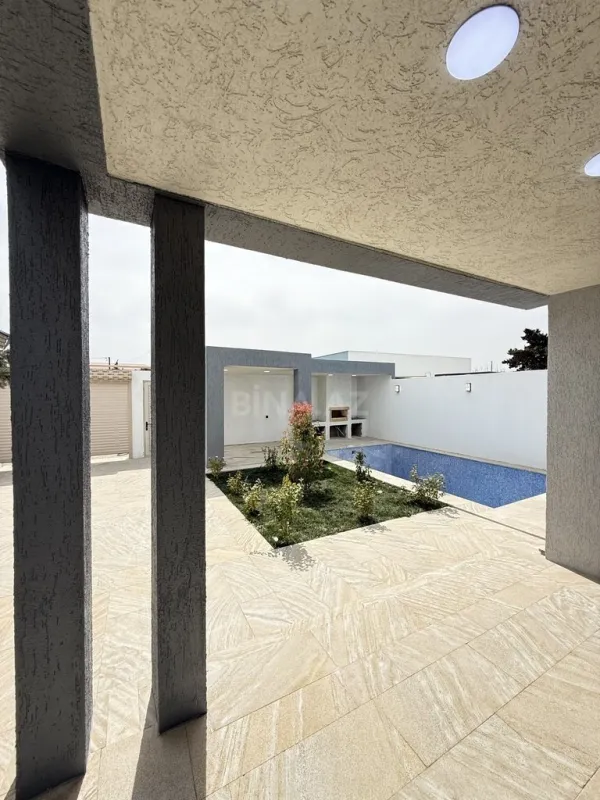 Satılır 4 otaqlı həyət evi 140 m²