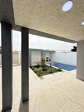 Satılır 4 otaqlı həyət evi 140 m²