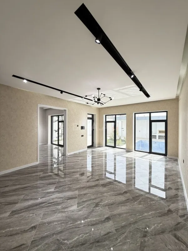 Satılır 4 otaqlı həyət evi 140 m²
