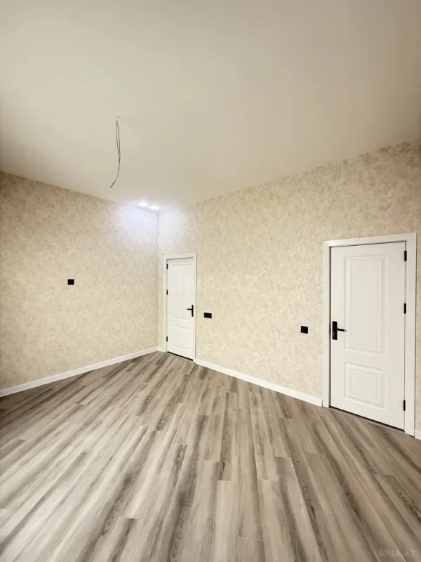 Satılır 4 otaqlı həyət evi 140 m²