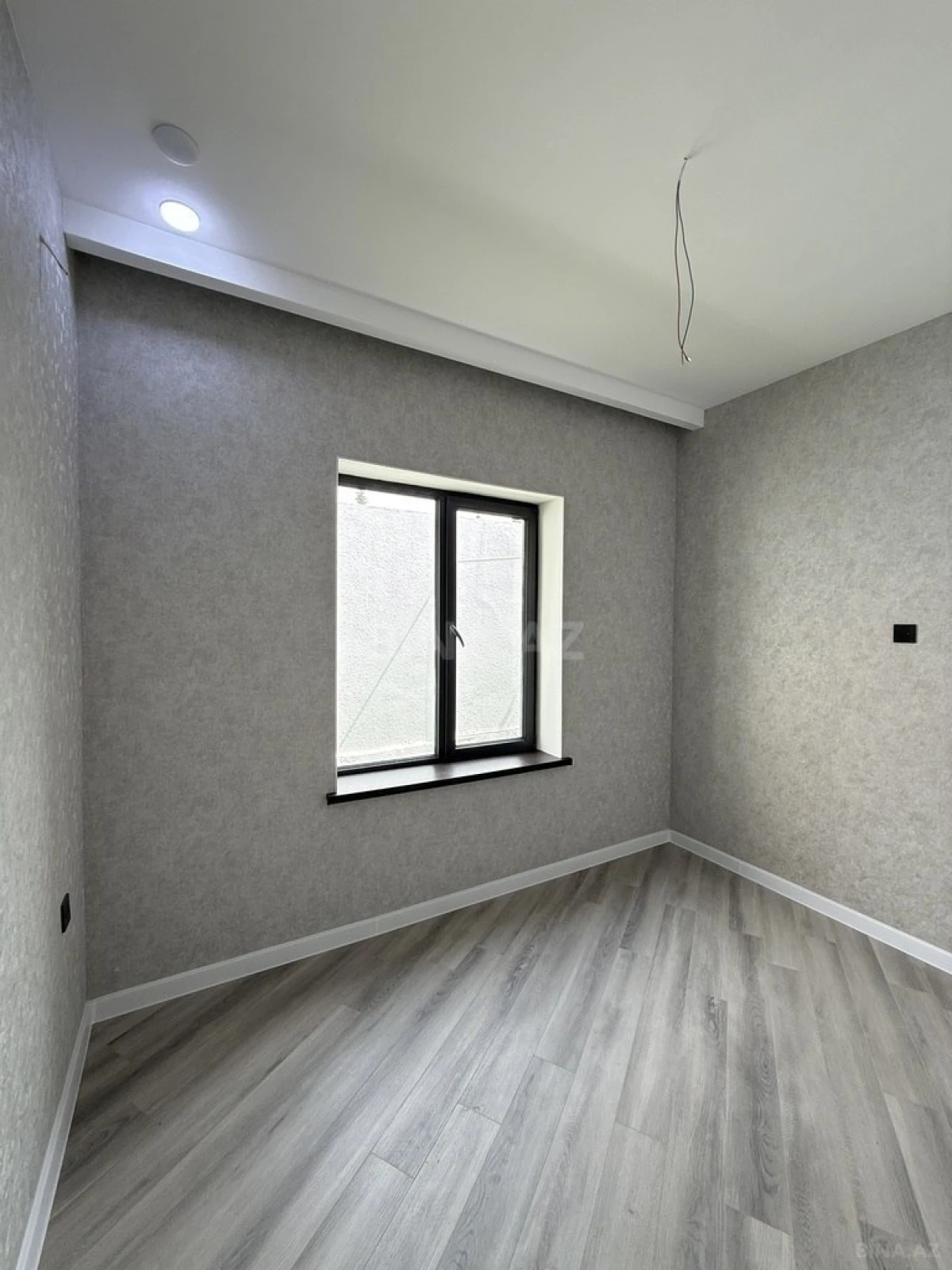 Satılır 4 otaqlı həyət evi 140 m²