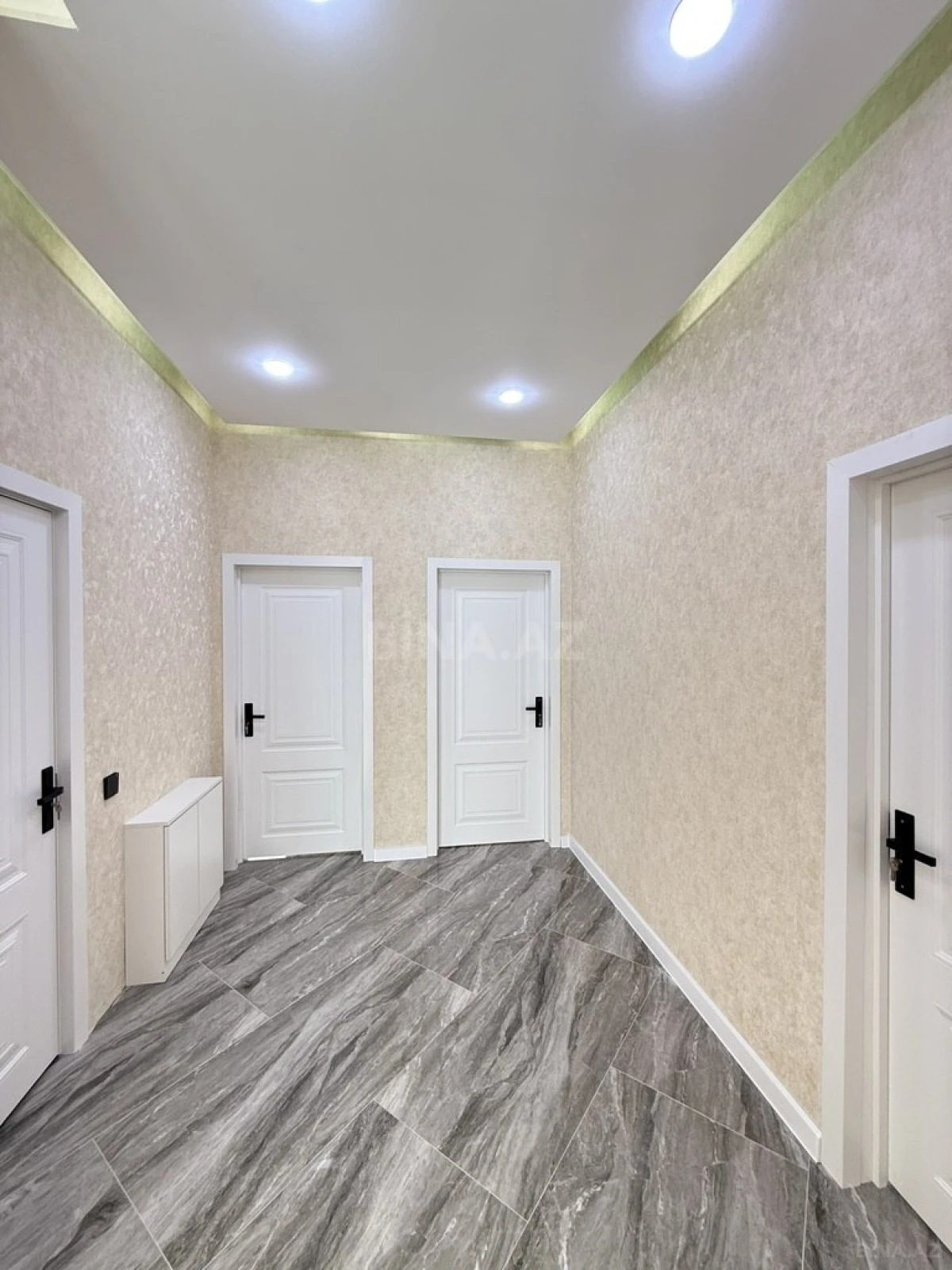 Satılır 4 otaqlı həyət evi 140 m²