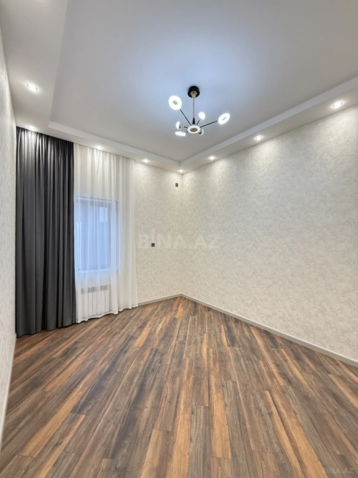 Satılır 4 otaqlı həyət evi 160 m²