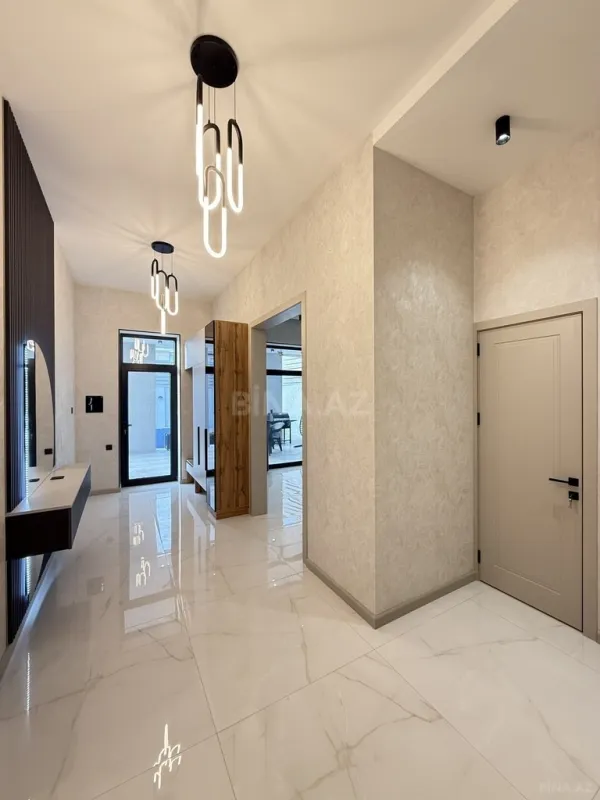 Satılır 4 otaqlı həyət evi 160 m²