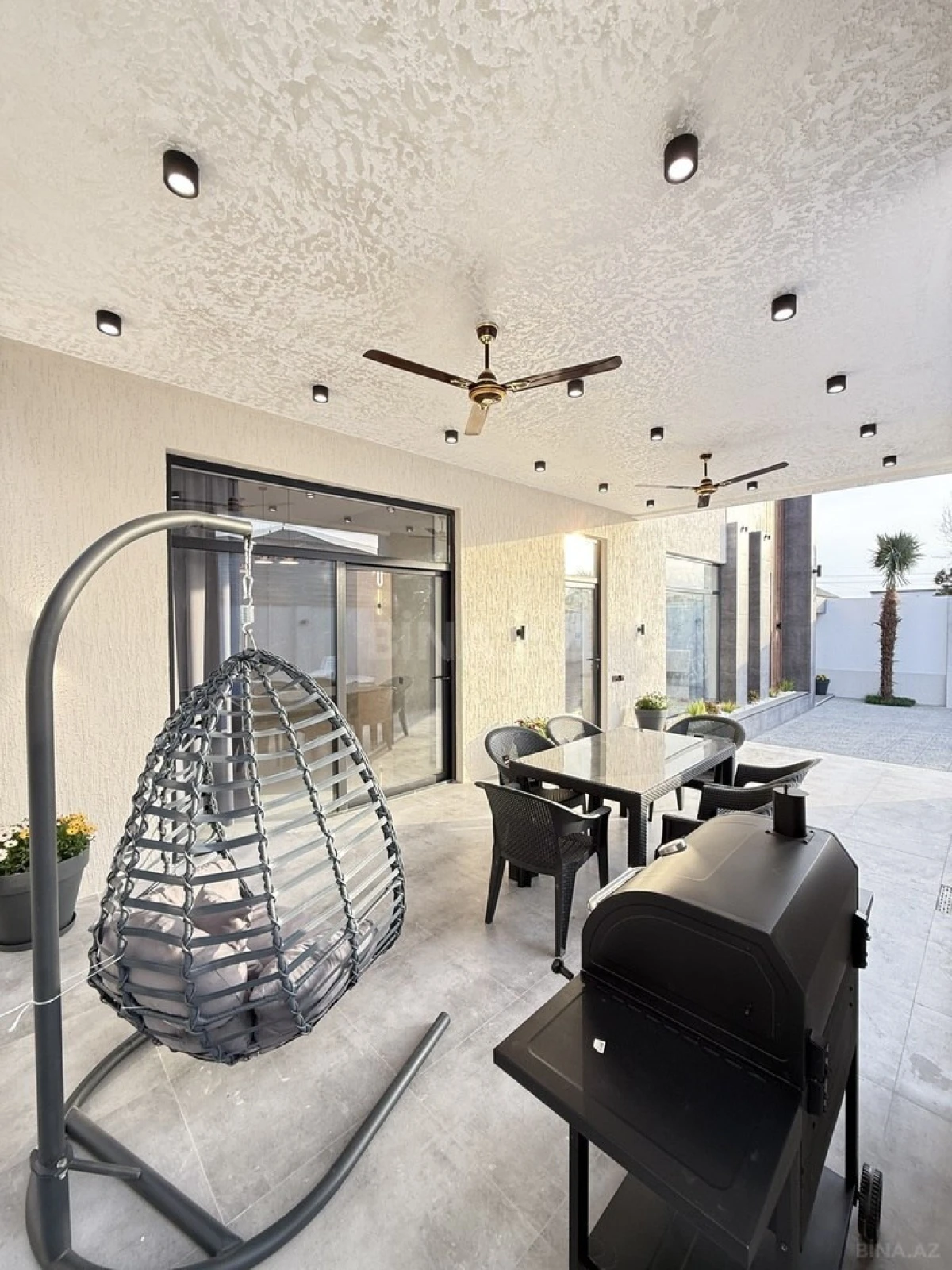 Satılır 4 otaqlı həyət evi 160 m²