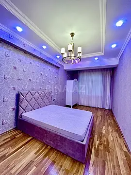 Kirayə verilir 2 otaqlı mənzil 70 m²