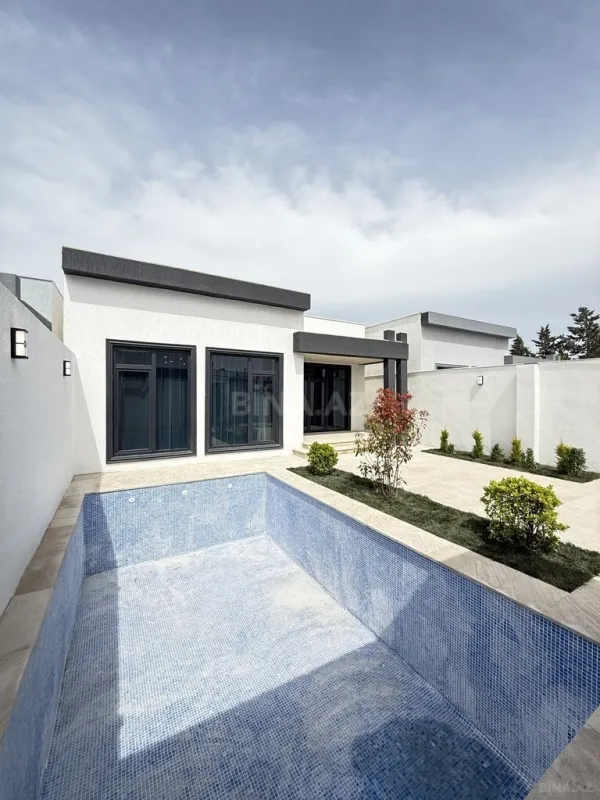 Satılır 4 otaqlı həyət evi 135 m²