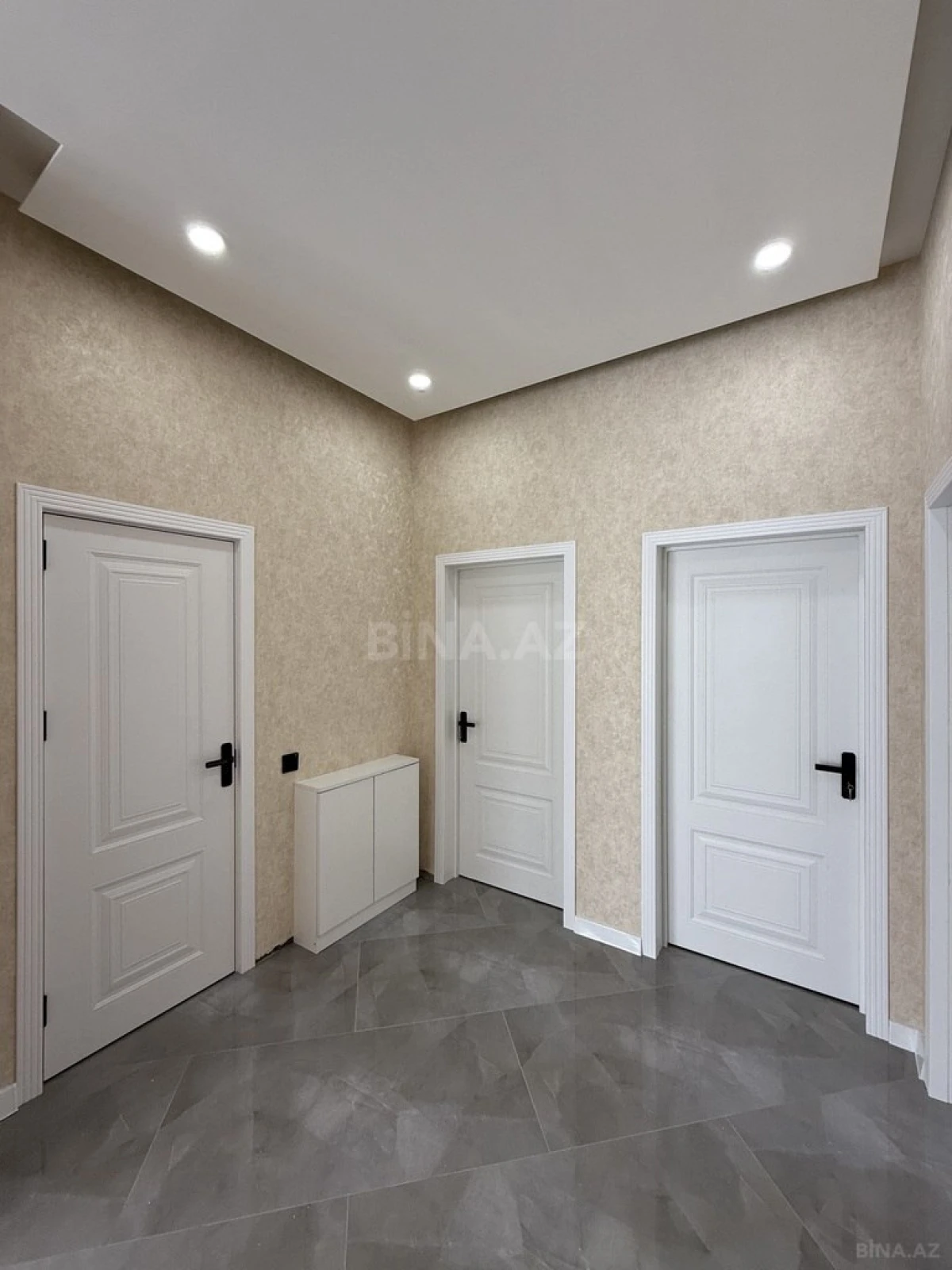 Satılır 4 otaqlı həyət evi 135 m²