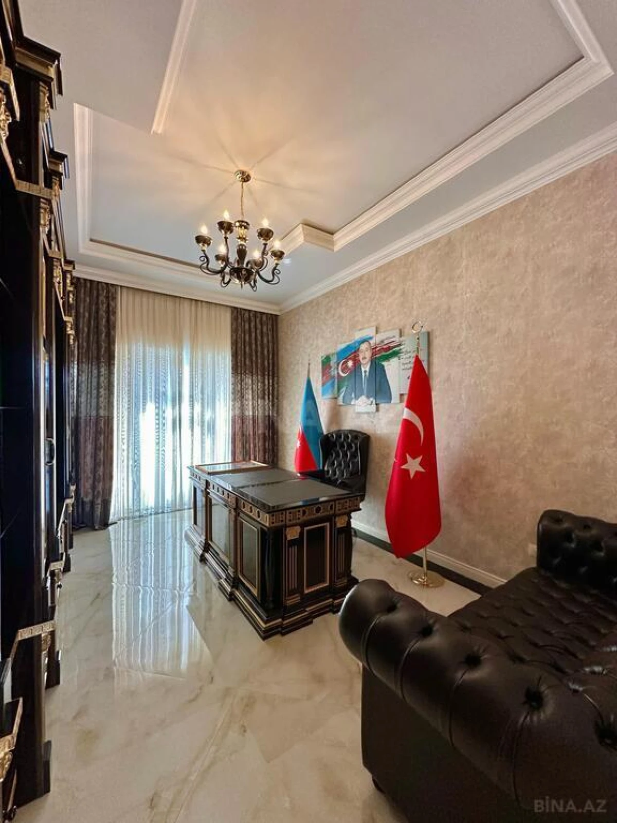 Satılır 6 otaqlı həyət evi 500 m²