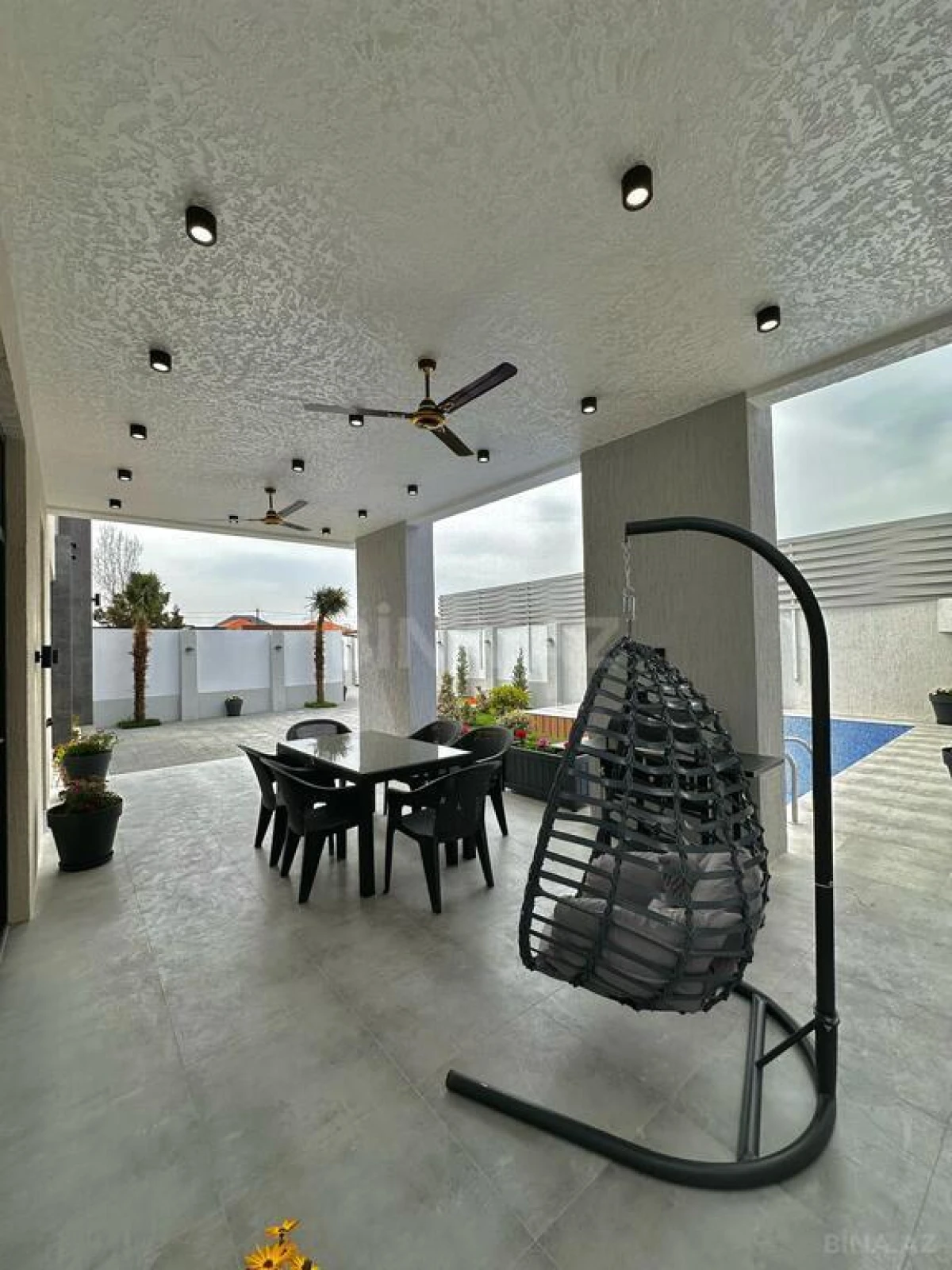 Satılır 4 otaqlı həyət evi 170 m²