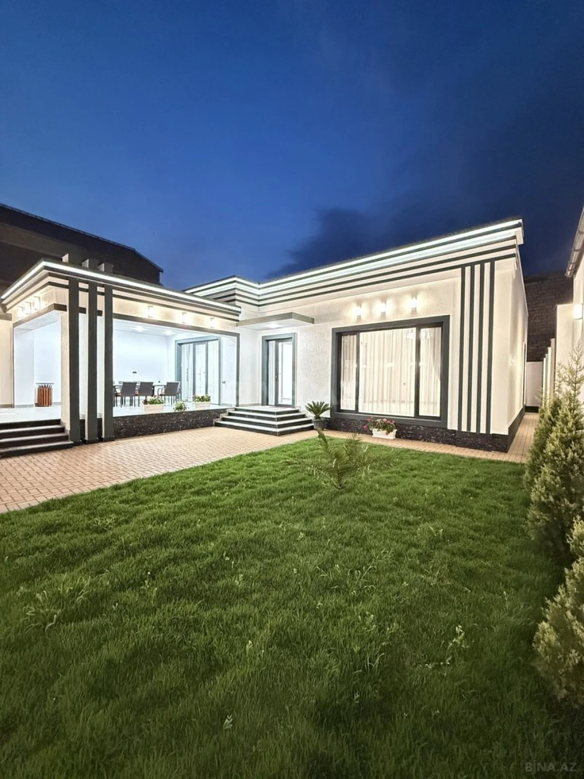 Satılır 4 otaqlı həyət evi 180 m²