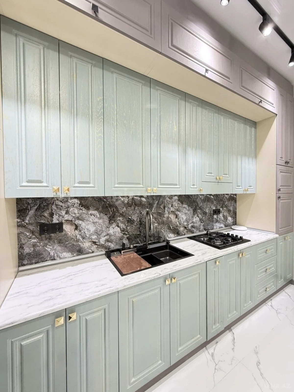 Satılır 4 otaqlı həyət evi 180 m²