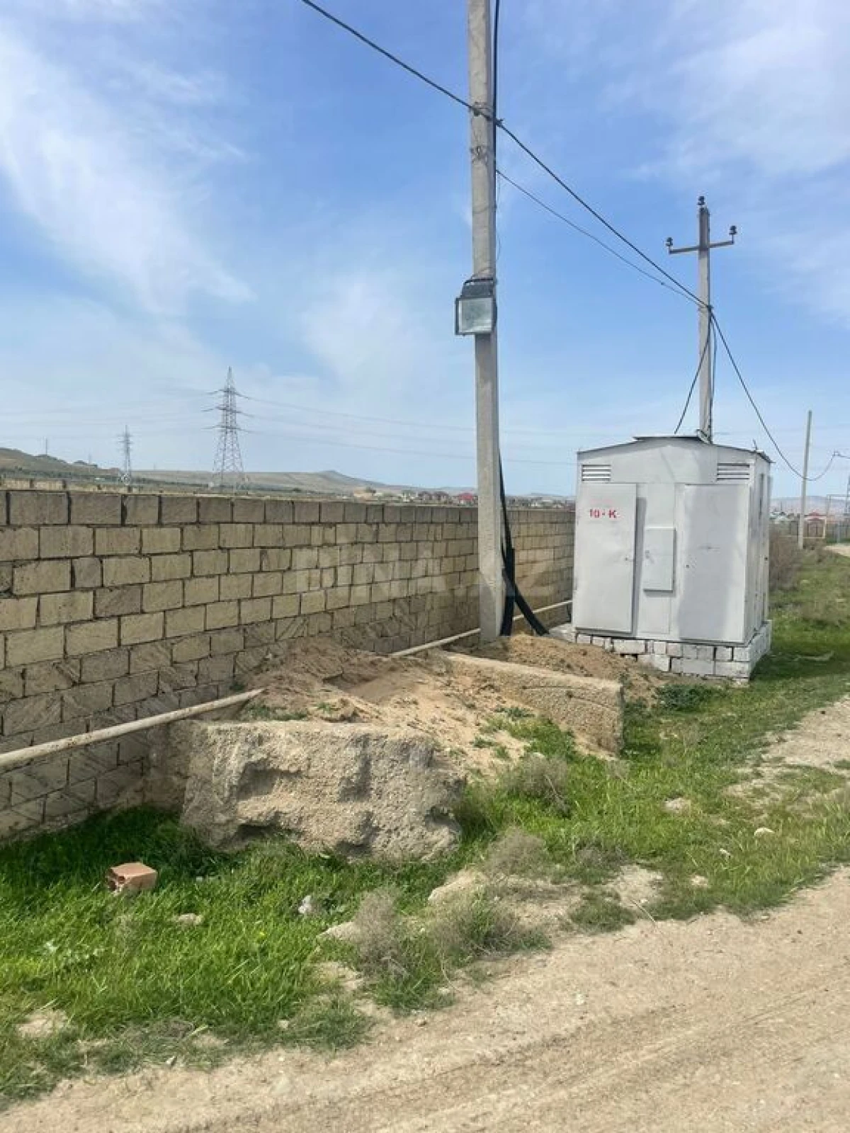 Satılır torpaq sahəsi 100 m²