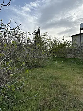 Satılır torpaq sahəsi 8 m²