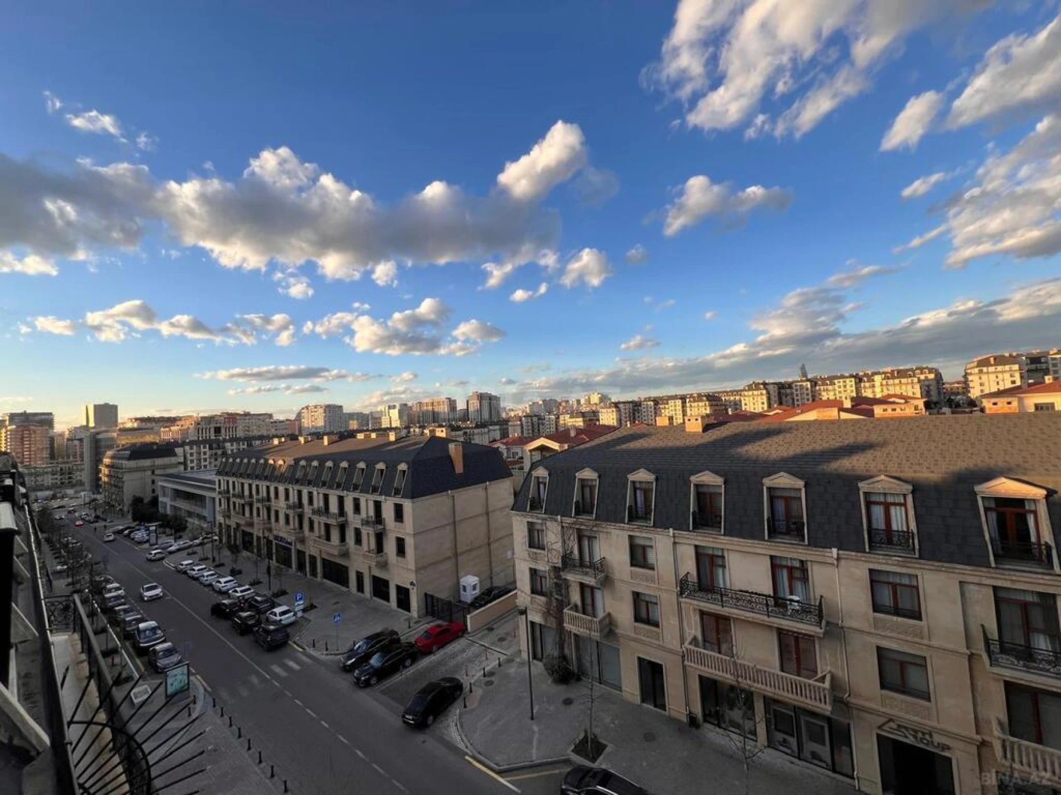 Satılır 3 otaqlı mənzil 83 m²