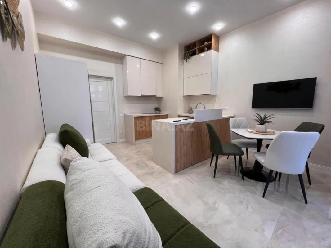 Satılır 3 otaqlı mənzil 83 m²