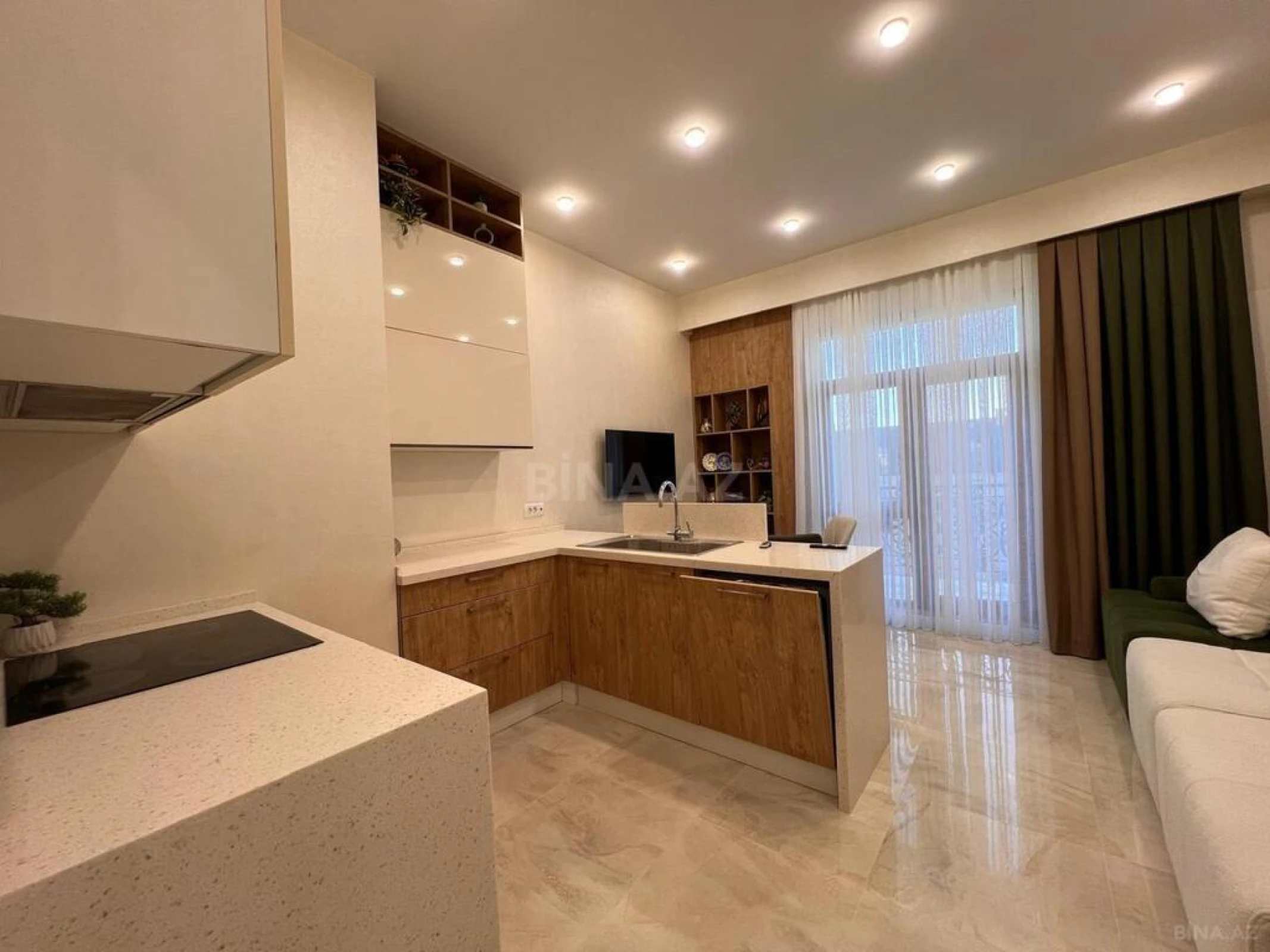 Satılır 3 otaqlı mənzil 83 m²