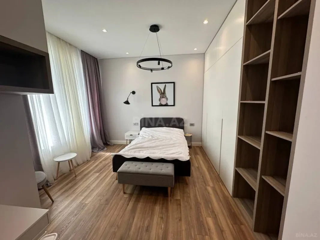 Kirayə verilir 6 otaqlı həyət evi 320 m²
